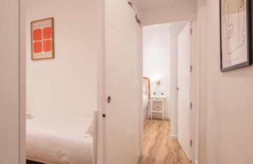 Pacifico Apartamento | Exclusivo apartamento en el Retiro by beBalmy