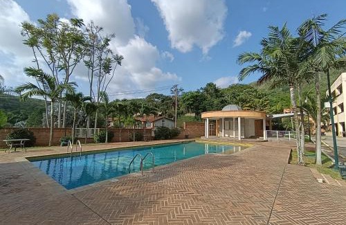 Naguanagua Apartamento | Exclusivo Apartamento con Piscina y Wi-Fi