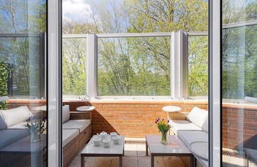 Exeter Casa | Exe Riverside Retreat - Short Stays UK Ltd
