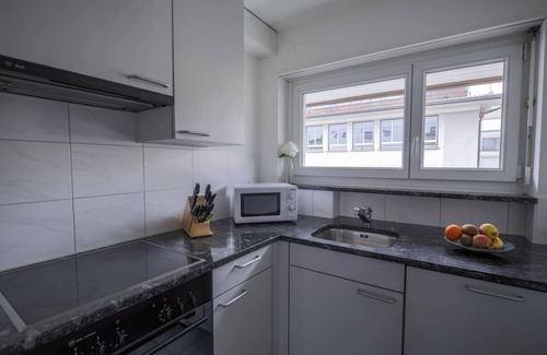 Seefeld Apartamento | Executive 2 BD flat / city center (Hösch 5)