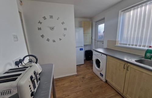 Wallsend Casa | Executive 2-Bedroom House in Wallsend