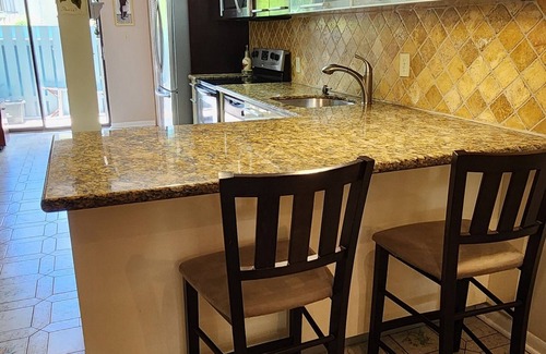 Islamorada Villa | Ejecutivo Bay Club - Beautiful Unit - Hermosas puestas de sol!