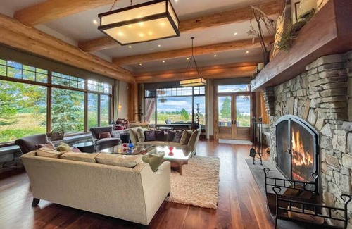 Tamarack Chalet De Esquí | Executive Chalet in Tamarack Resort on Golf Course