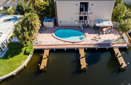 Pompano Beach Hotel | Executive Economy Lodge