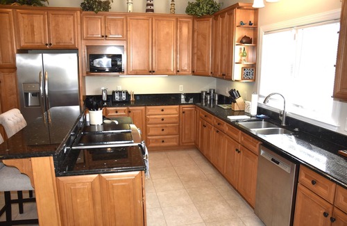 Lewes Casa | Executive home in country setting, convenient to beaches and shopping!