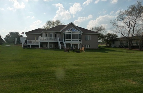 Lake Koshkonong Casa | Ejecutivo Lakefront Home 30 minutos de Madison!