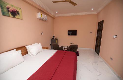 Accra Apartamento | Executive Large Room with Ensuite