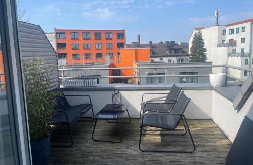 Hainholz Apartamento | Executive Maisonette Penthouse Loft, Rooftop Pool, Central Hannover and Direct Messe Connection