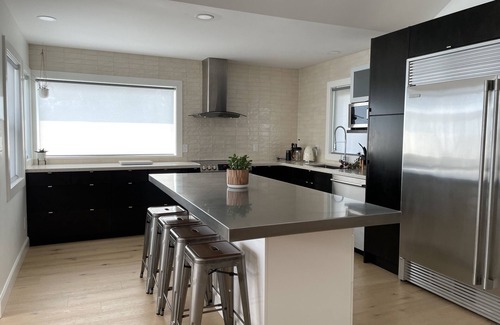 Nelson Casa | Executive Nelson Waterfront Home