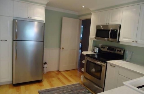 Mahone Bay Casa | Océano Ejecutivo Frente Estate con 2 hectáreas con vistas a las aguas de Mahone Bay