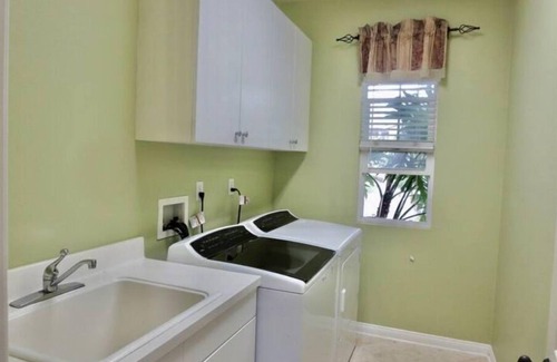 La Costa Oaks South Casa | Executive Resort Like living In an Upscale Home Away From Home