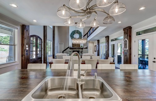 Dahlonega Casa | ¡Para estrenar! Cerca de Montaluce. Lodge duerme 19