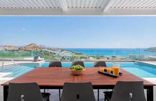 Vlicha Villa | Villa Ejecutiva Rodas | Villa Kastro | Impresionantes vistas al mar | 3 Dormitorios | Lindos