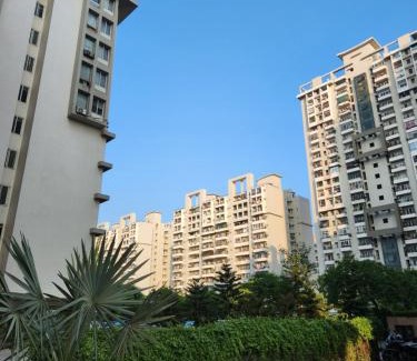 Indirapuram Apartamento | Executive studio appartment