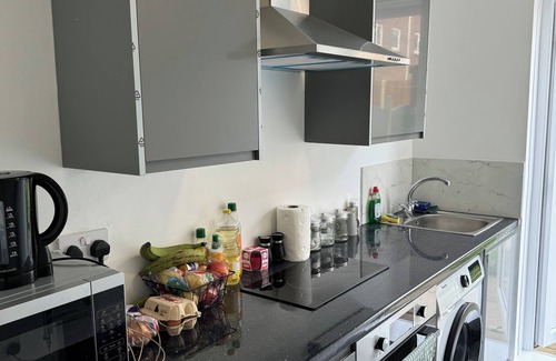 Thamesmead Apartamento | Executive studio in London close to Airports and good transport system links.