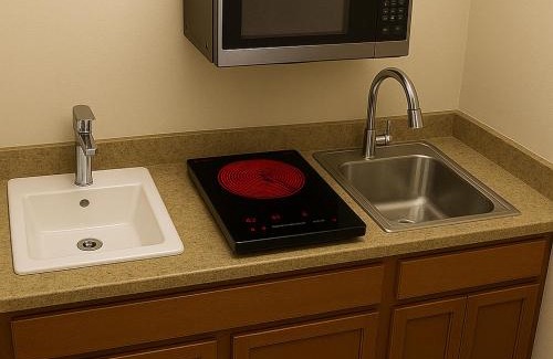 Wheatland Hotel | Executive Studio Suites OKC Airport