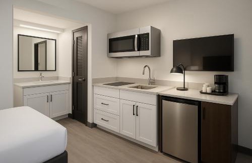 Wheatland Hotel | Executive Studio Suites OKC Airport