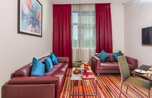 Mussafah Apartamento | Executive Suite Near Safeer Mall By Luxury Bookings
