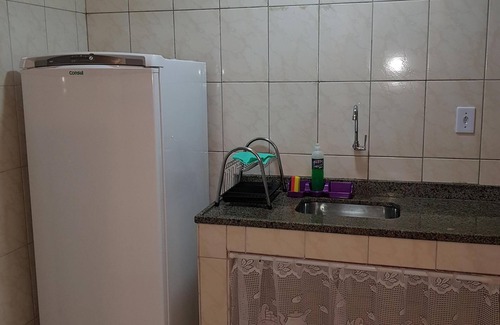 Portinho Apartamento | Exelente apt. de la casa, cerca de compras, restaurantes, bares, panadería y farmacia!
