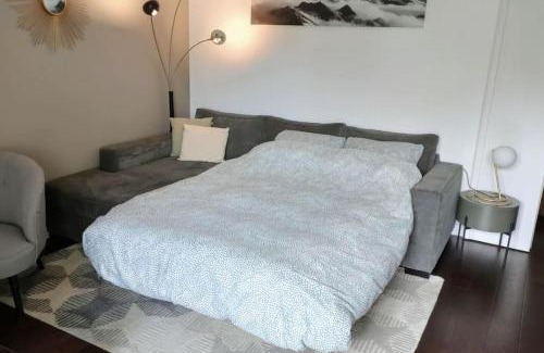 Voisins-le-Bretonneux Apartamento | EXIGEHOME - Beautifull T2 near Versailles Saclay & Chevreuse