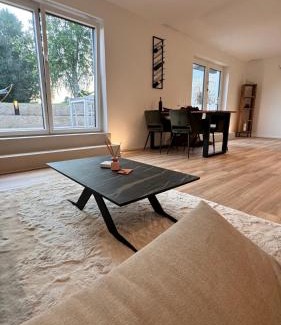 Ebersberg District Apartamento | Exklusives Apartment mit Bergblick