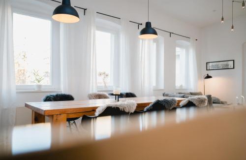 Cottbus Apartamento | EXKLUSIVES Stadthaus auf zwei Etagen am Staatstheater