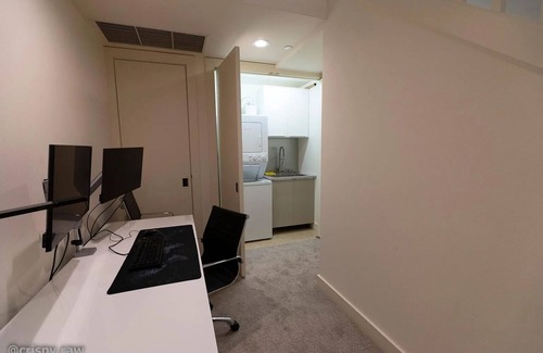 Financial District Condominio | Exlusive Executive Pentrouse style 1800sf Condo with 6000sf deck
