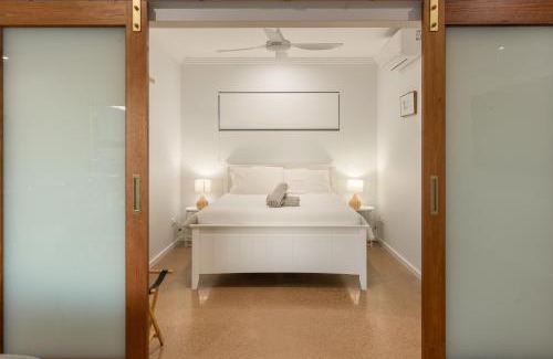 Exmouth Casa | Exmouth Retreat - 3x3 on the canals