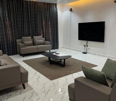 Abuja Apartamento | Exotic 3 bedroom flat in Aco, Lugbe