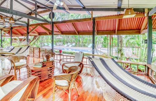 Florencia Casa | Casa exótica y acogedora con piscina privada, vistas al jardín y rodeada de naturaleza.