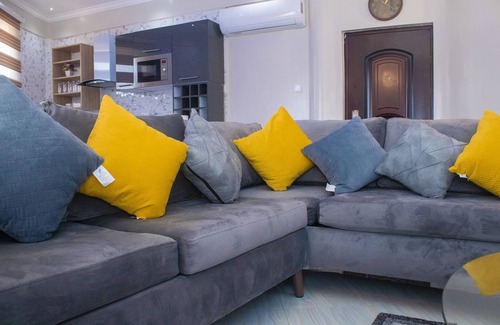 Nungua Hotel | Exotic Palace Hotel