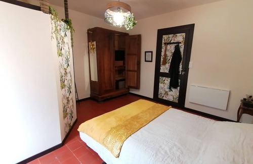 Cachen Cama Y Desayuno | Exotic room for 1/2/3 persons