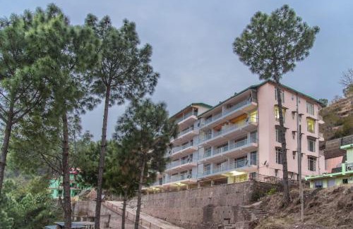 Dharampur Apartamento | Exotic Stays I 2 BHK Serviced Apartments I Mountain View I The Western Heights I Kasauli