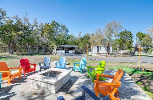 Oatmeal Casa | Expansive Bertram Retreat with Pool, on 28 Acres!