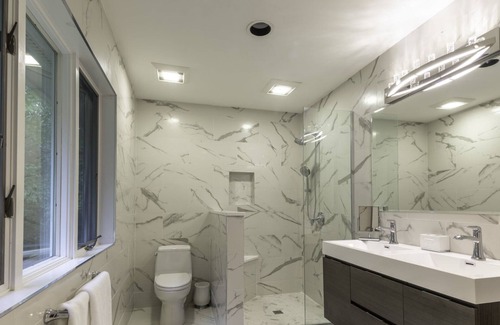 Amagansett North Casa | Nuevo listado: Lujo, luminoso y moderno, aire acondicionado central, piscina climatizada, cerca de las playas