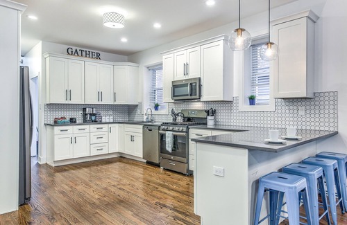 St. Louis Casa | Expansive Downtown Home | JZ Vacation Rentals