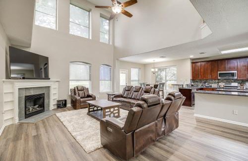 Atascocita Casa | Expansive Home in Humble Near Lake Houston!
