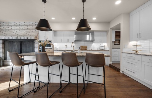 Woodmoor Casa | Expansive Monument Home: Hot Tub & Mountain Views!