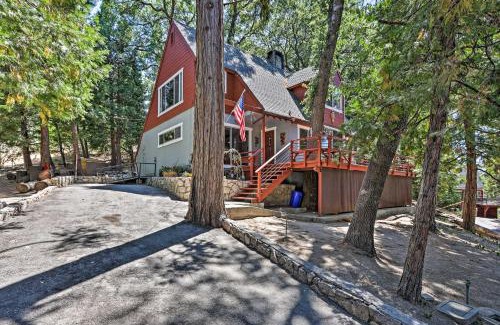 Cedar Glen Casa | Expansive Retreat with Deck, Game Room and Lake Views!