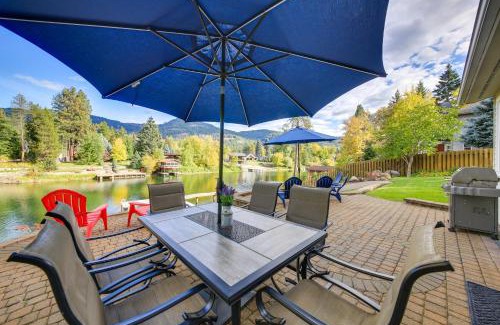 Sagle Casa | Expansive Waterfront Escape with Kayaks and SUPs!