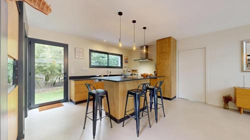 Gragnague Villa | expat renting - Le Lumineux - Villa Design - Wi-Fi