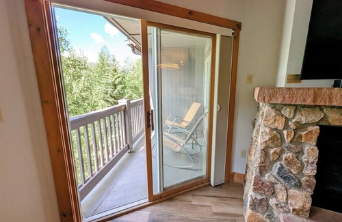 Mountain House Casa | Expedition Station 8607 by SummitCove Vacation Lodging