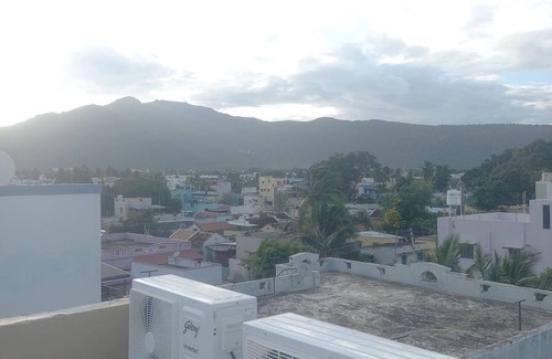 Coimbatore Apartamento | Experience a peaceful thoughtfully designed rooms and modern conveniences,