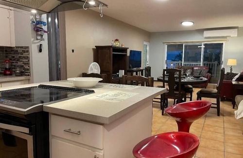 Bajura Apartamento | Condominio con Vista al Mar en Isabela Beach Court+Piscina