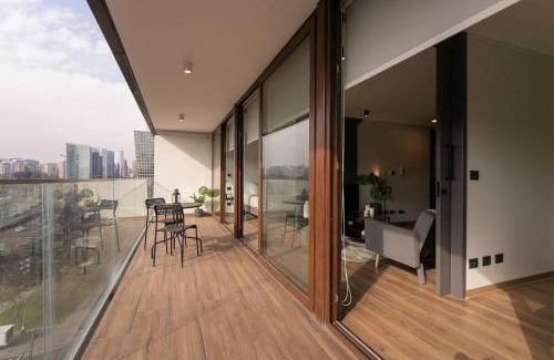 El Golf Apartamento | Experience comfort and spaciousness in Las Condes