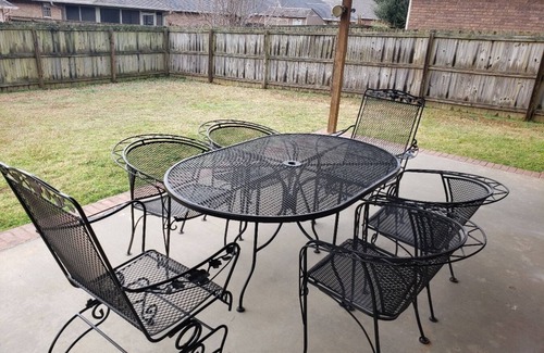 Barling Casa | Experience Comfort and Relaxation in Chaffee Crossing w/ this Spacious Retreat!