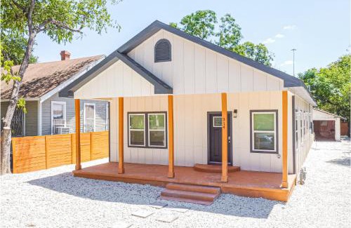 Denver Heights Casa | Experience Convenience w 4BR3BA Near Alamodome