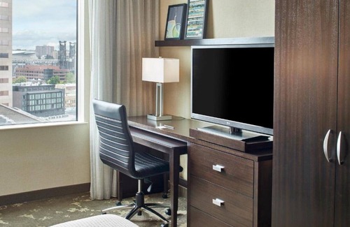 Pearl District Casa | Experience Downtown Portland from Our Full-Service