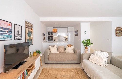 Puerto de la Duquesa Apartamento | Experience Elevated Living at this Pure South Penthouse