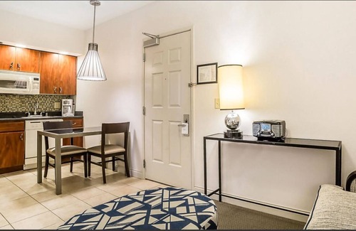 Paradise Complejo | Experience energy of Las Vegas| Just you or the entire family| luxury condo unit